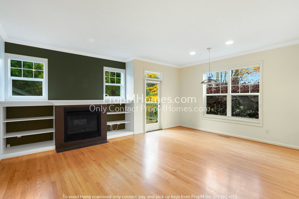 Spacious Hillsdale Home with Private Balcony, Garage & Central A/C! property image