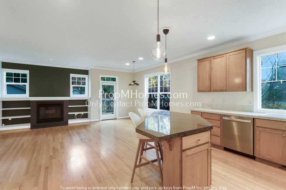 Spacious Hillsdale Home with Private Balcony, Garage & Central A/C! property image