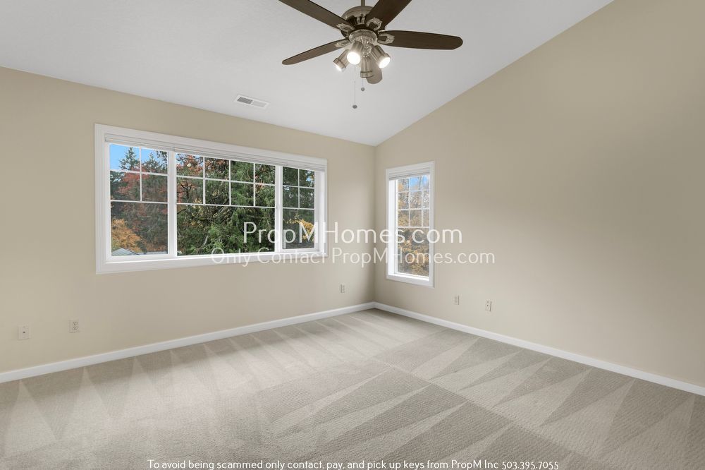 Spacious Hillsdale Home with Private Balcony, Garage & Central A/C! property image
