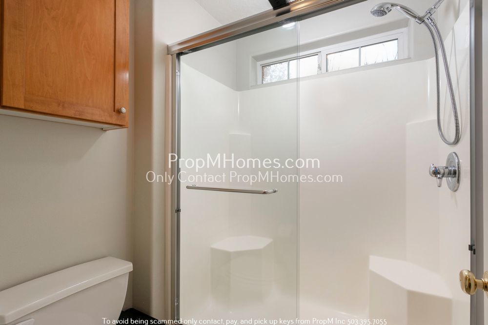 Spacious Hillsdale Home with Private Balcony, Garage & Central A/C! property image
