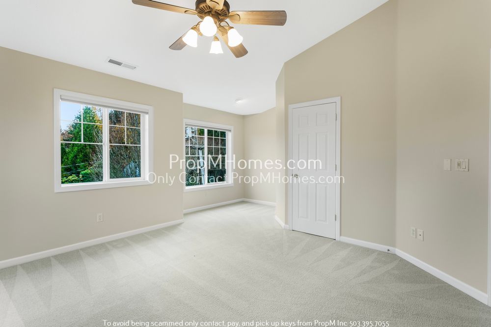 Spacious Hillsdale Home with Private Balcony, Garage & Central A/C! property image