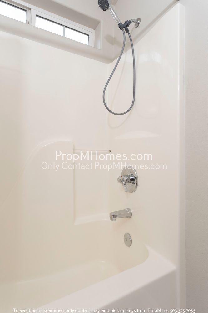 Spacious Hillsdale Home with Private Balcony, Garage & Central A/C! property image