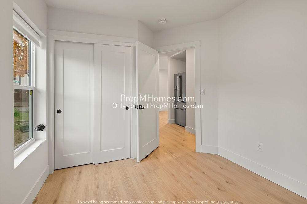 Charming 2-Bedroom Retreat with Bonus Room in Parkrose! property image