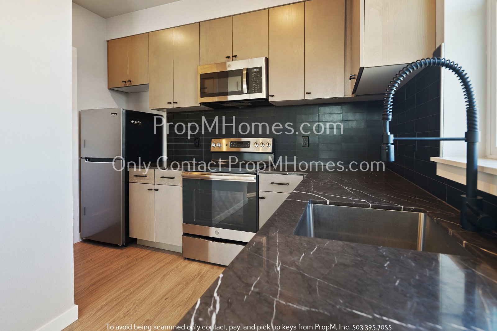 Charming Studio in Arbor Lodge! Modern Updates! Plenty of Light! property image
