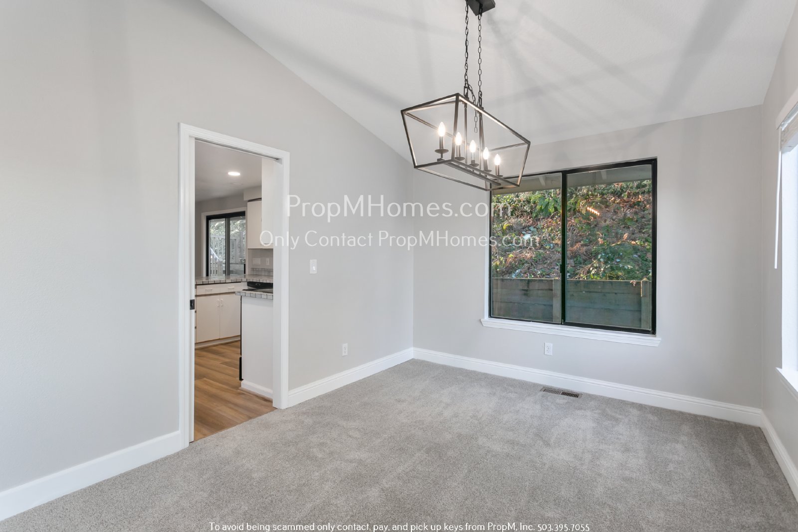 Stunning Five-Bedroom Rental in Milwaukie, Oregon: Your Perfect Home Awaits! property image