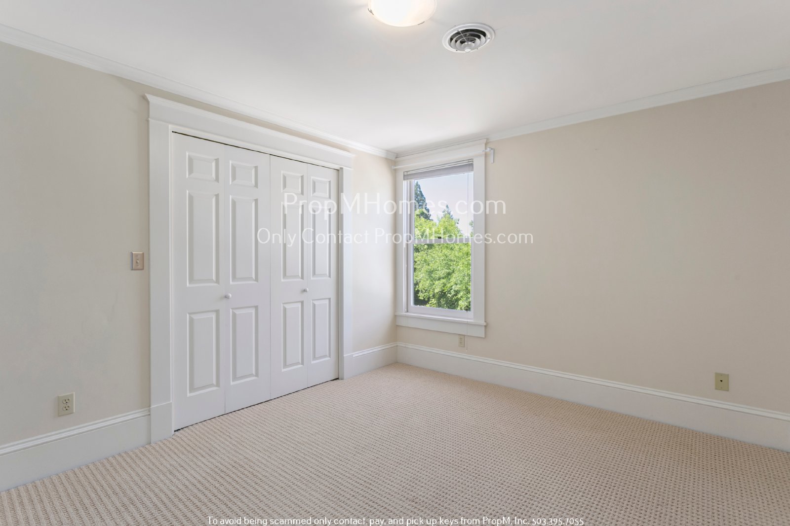 Contemporary Two Bedroom Upper Level Apartment in SE! property image