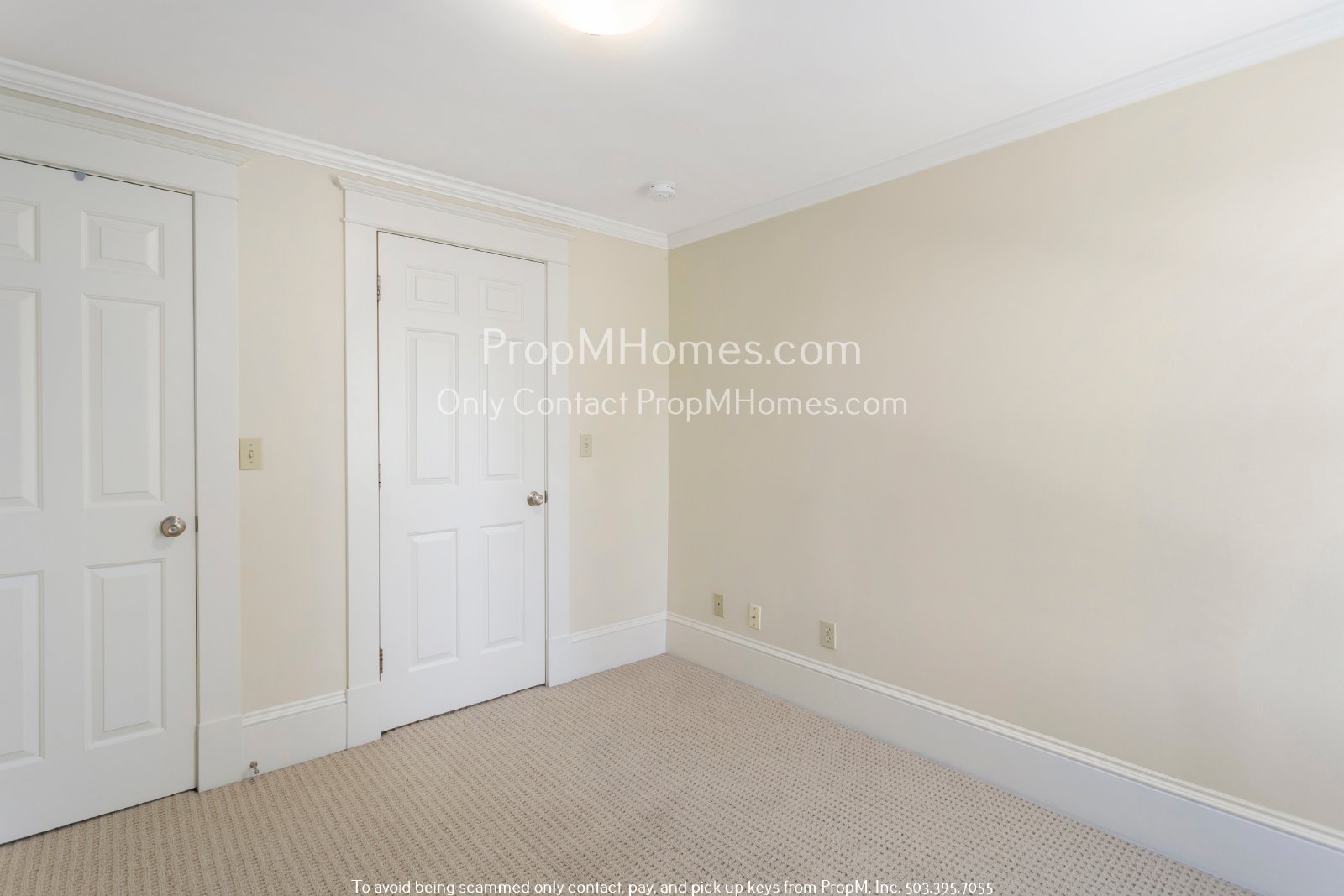 Contemporary Two Bedroom Upper Level Apartment in SE! property image