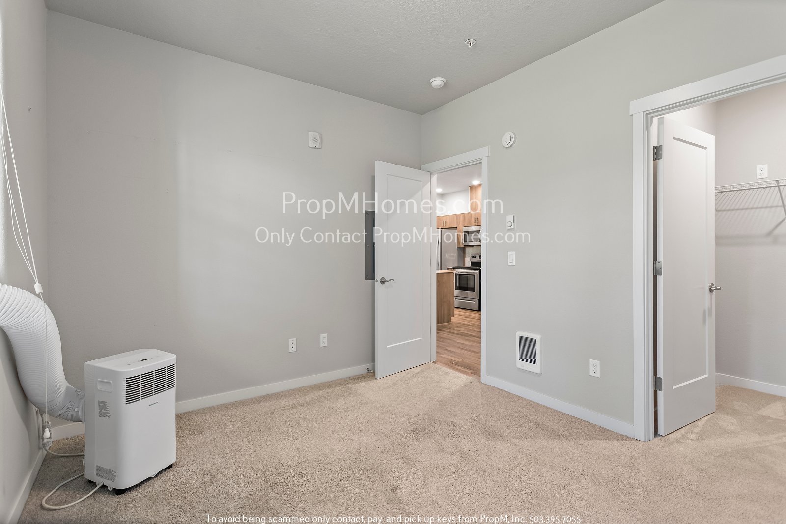 One Bedroom Condo in the Heart of North Bethany - Top Floor with Vaulted Ceilings! property image