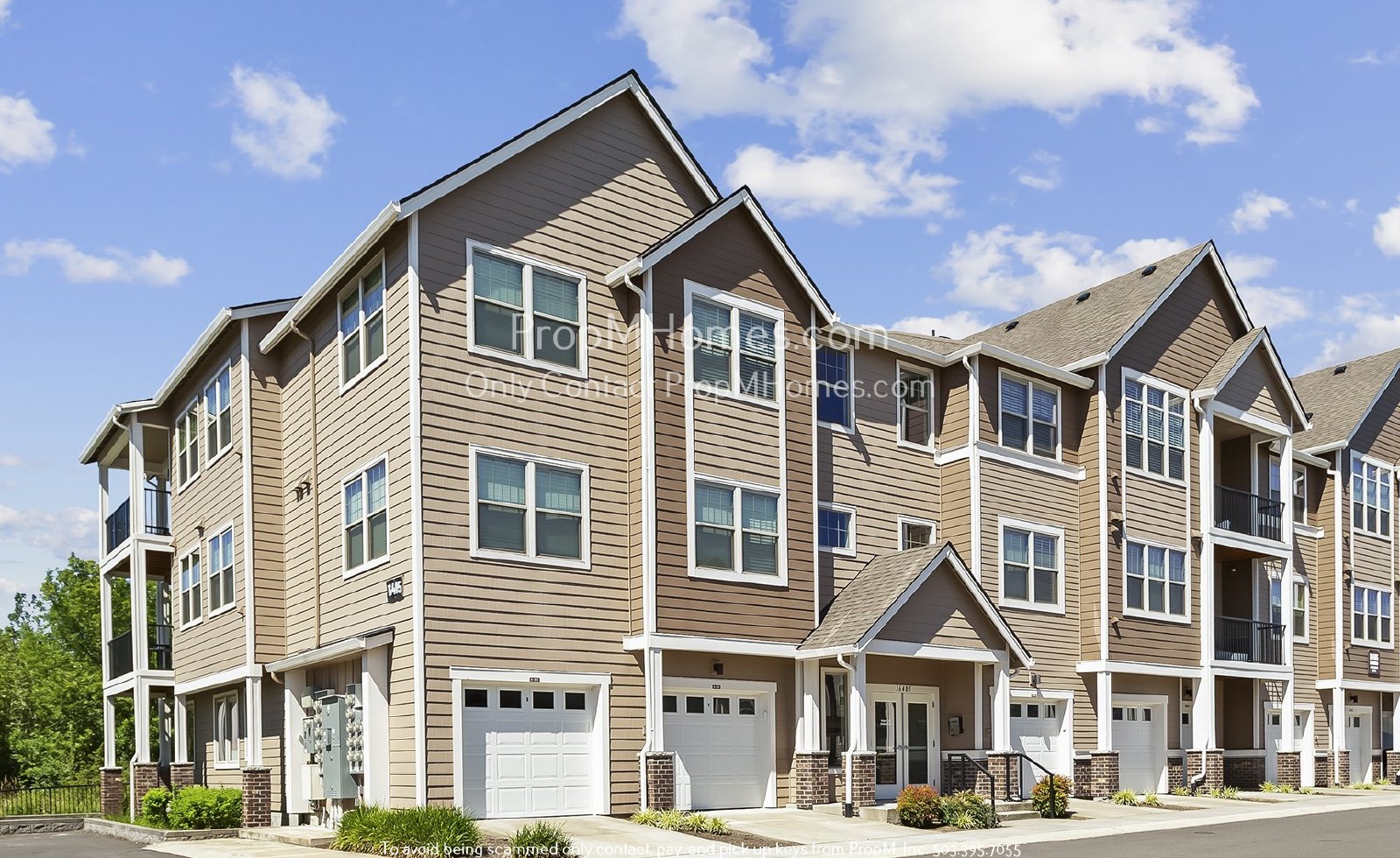 One Bedroom Condo in the Heart of North Bethany - Top Floor with Vaulted Ceilings! property image