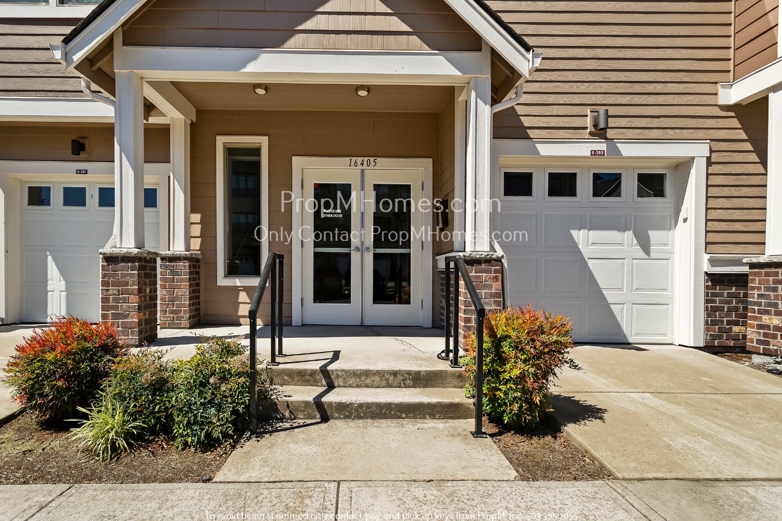 One Bedroom Condo in the Heart of North Bethany - Top Floor with Vaulted Ceilings! property image