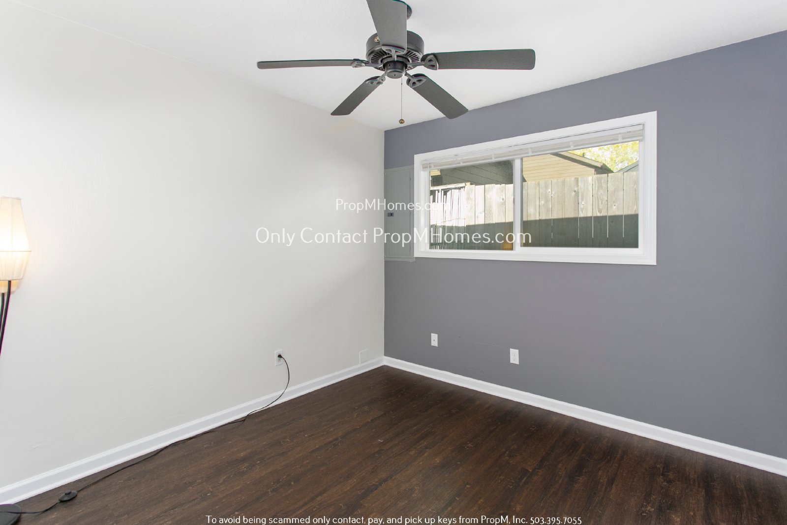 Lovely Two Bedroom Duplex In North Portland W/ Beautiful Backyard! property image