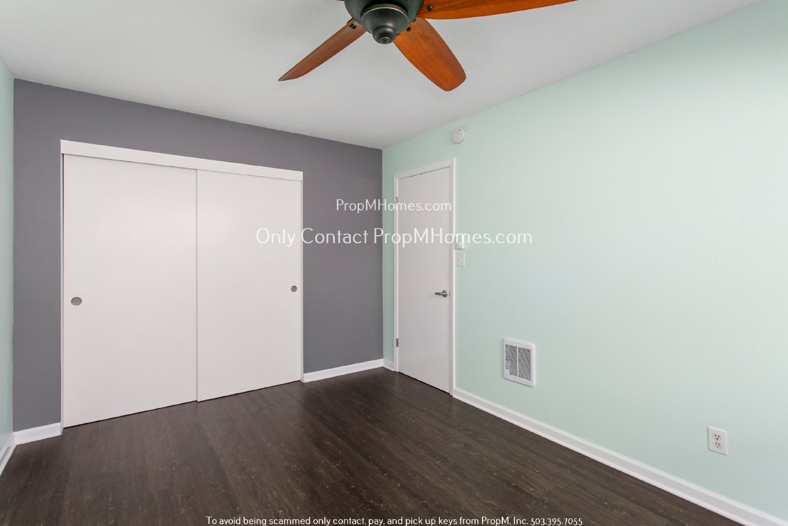 Lovely Two Bedroom Duplex In North Portland W/ Beautiful Backyard! property image