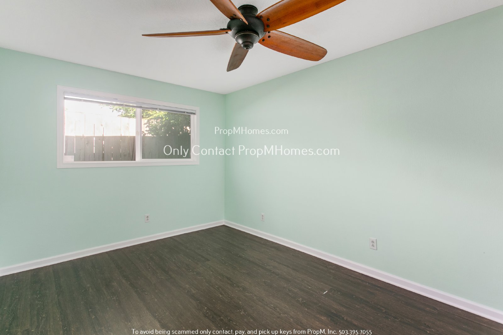 Lovely Two Bedroom Duplex In North Portland W/ Beautiful Backyard! property image