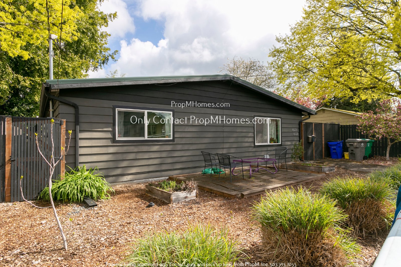 Lovely Two Bedroom Duplex In North Portland W/ Beautiful Backyard! property image