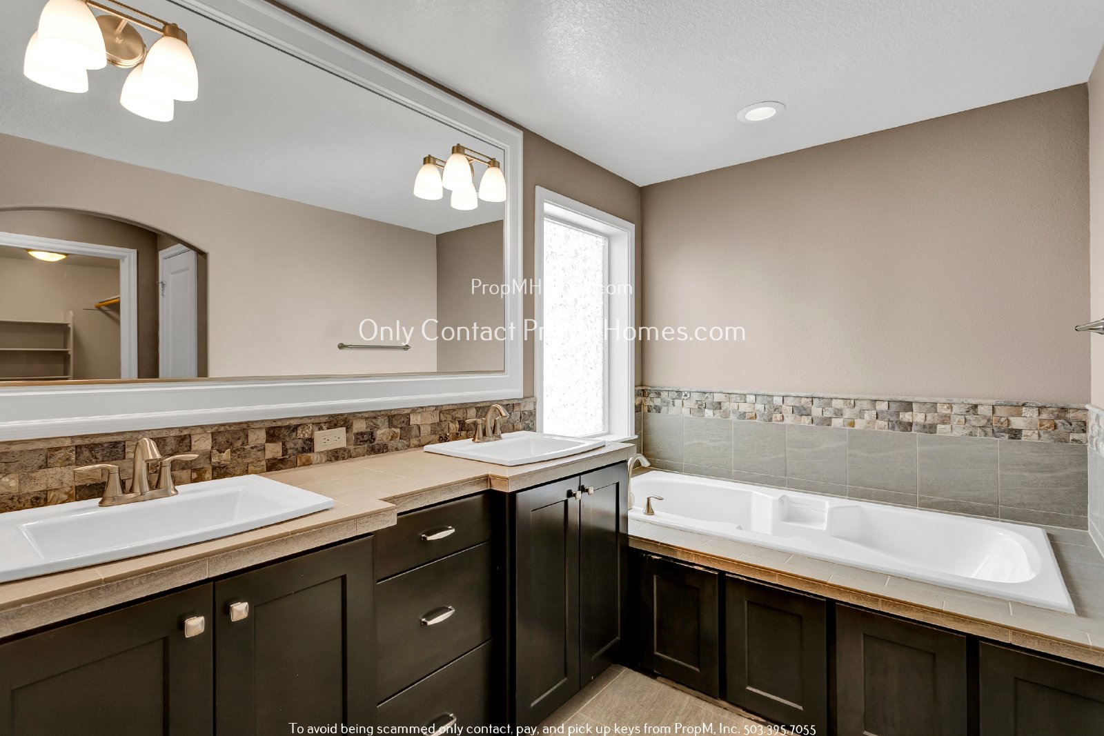 Discover Luxury Living with Exceptional Amenities at Arbor Oaks! property image