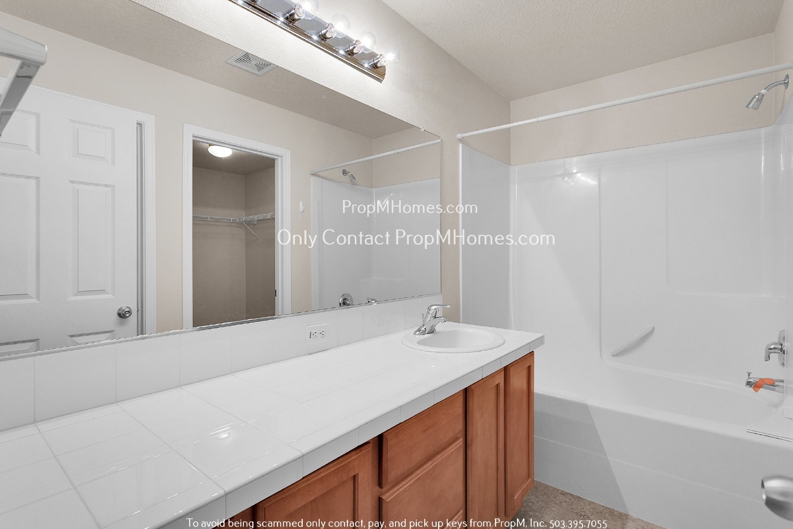 Three Bedroom Home Near Progress Ridge! property image