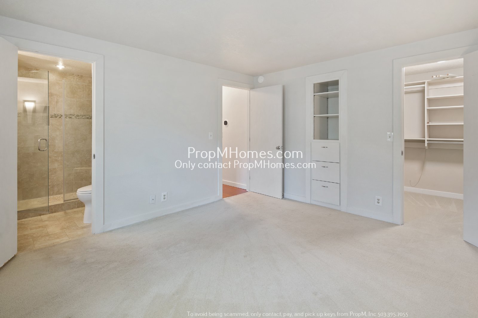 Three Bedroom Gem with Bonus Room in Oak Creek Oasis! DEPOSIT SPECIAL property image