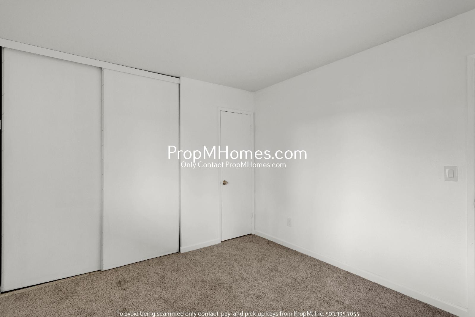 Updated 2BR in the Heart of Oregon City - NEW PHOTOS property image