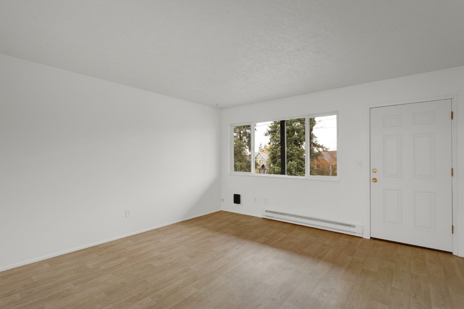 Updated Two Bedroom Unit in the Heart of Oregon City - NEW PHOTOS property image