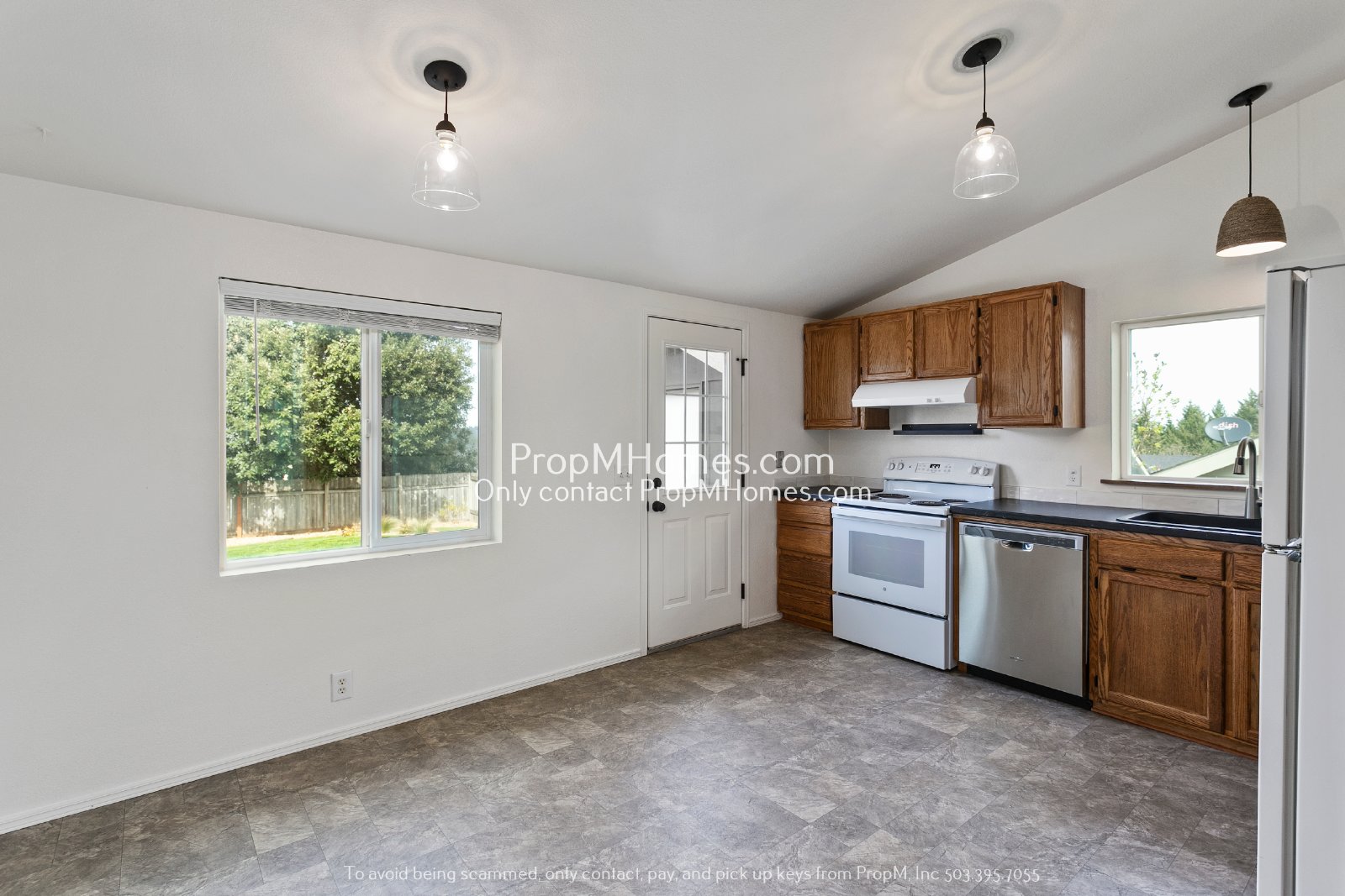 Beautiful Living in Scenic Estacada! property image