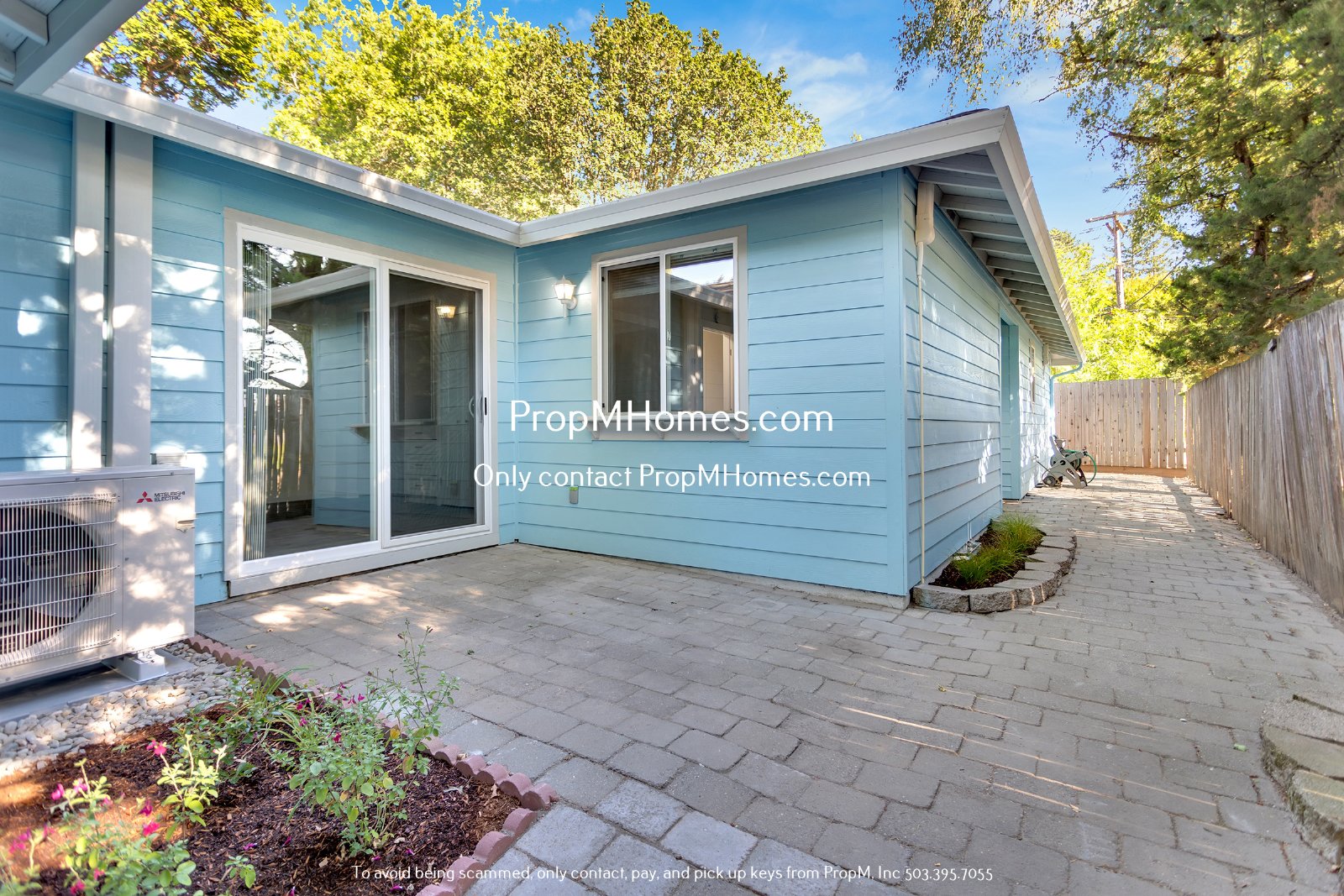 Updated Interior! Two Bedroom Home In Beaverton W/ Large Patio! property image