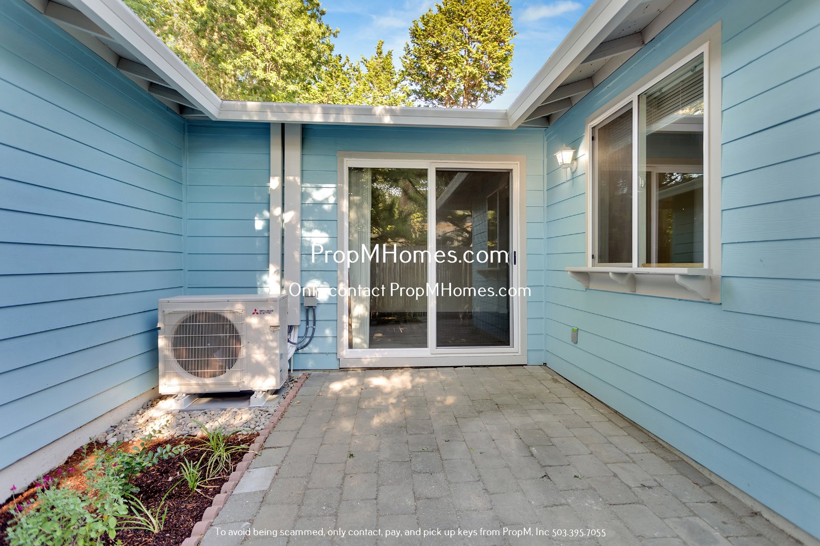 Updated Interior! Two Bedroom Home In Beaverton W/ Large Patio! property image