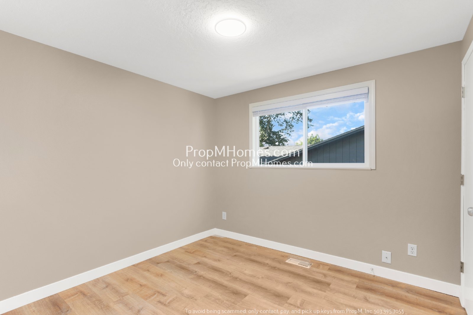 Updated Two Bedroom Duplex in Oak Grove! DEPOSIT SPECIAL property image