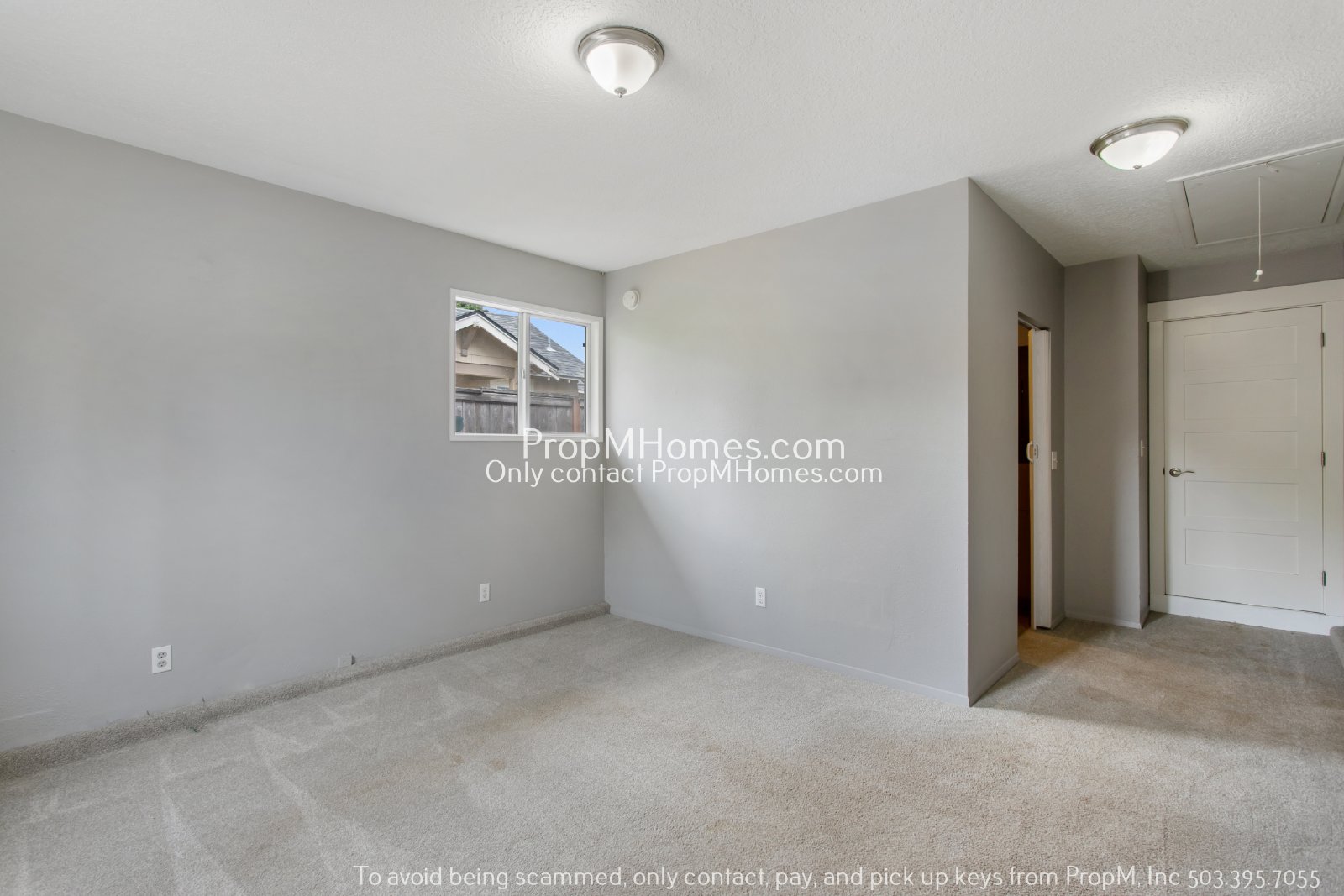 Updated 3-Bedroom Gladstone Home with Bonus Office Space! property image