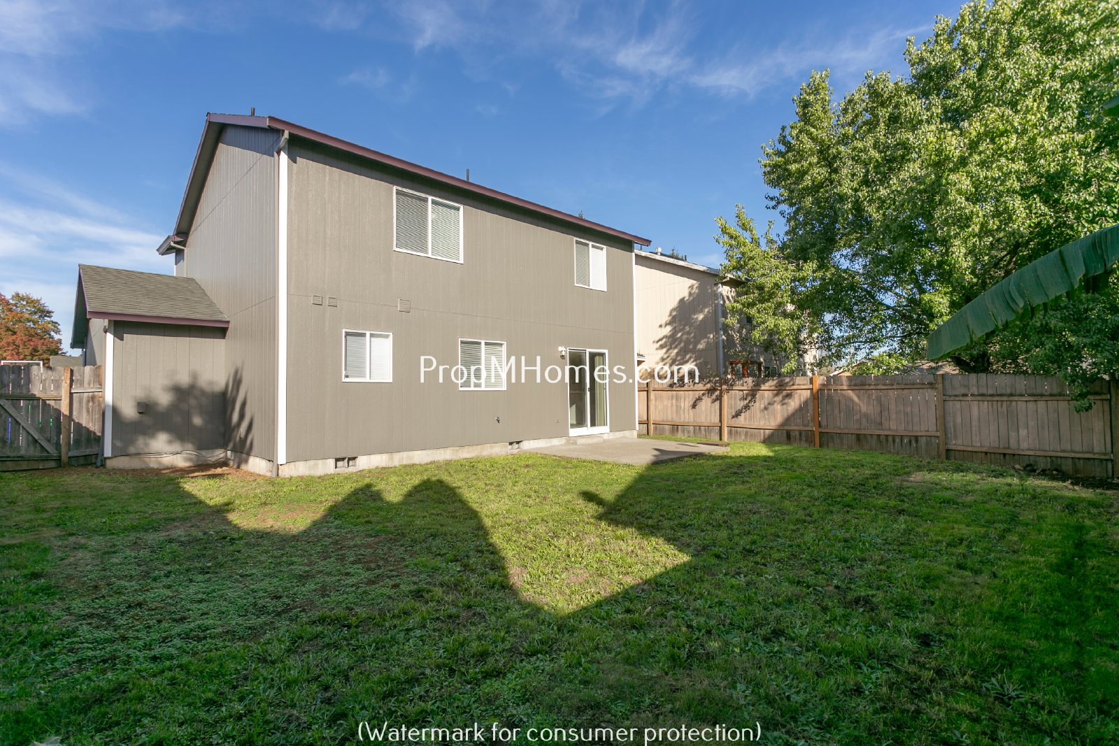 Beautiful Four Bedroom Home On A Quiet Street In SE Portland!! property image