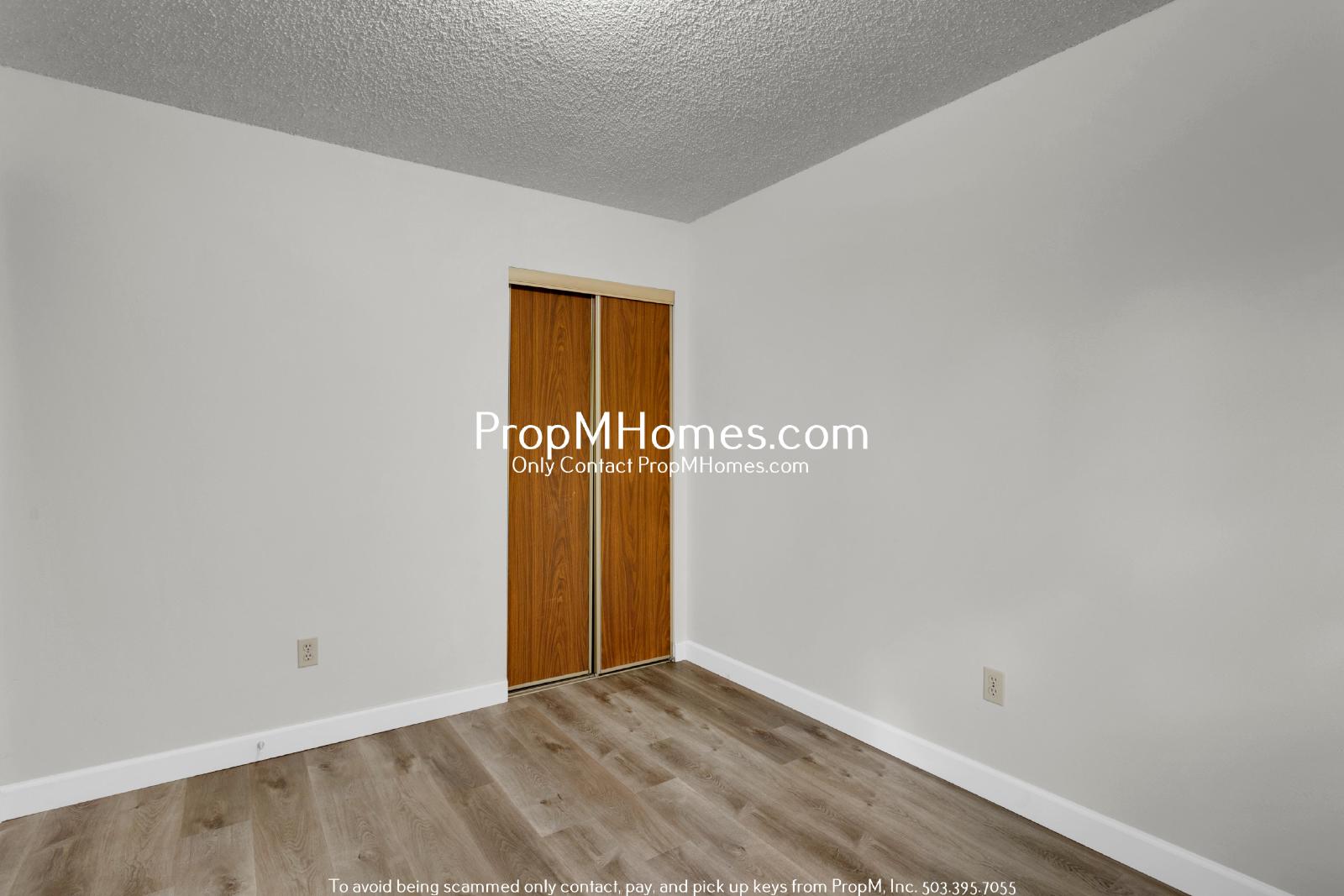 Remodeled Two Bedroom Duplex in Oregon City! property image