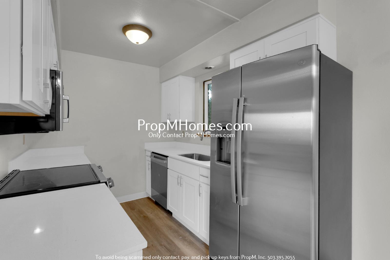 Remodeled Two Bedroom Duplex in Oregon City! property image