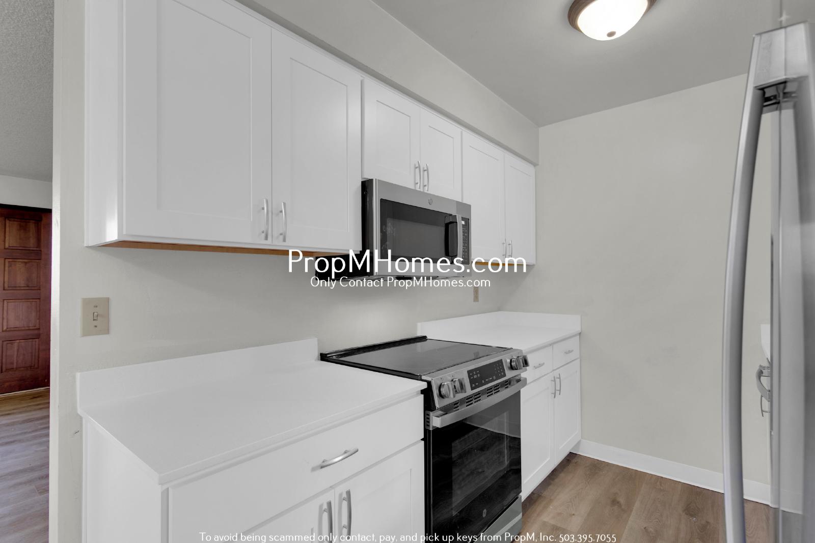 Remodeled Two Bedroom Duplex in Oregon City! property image