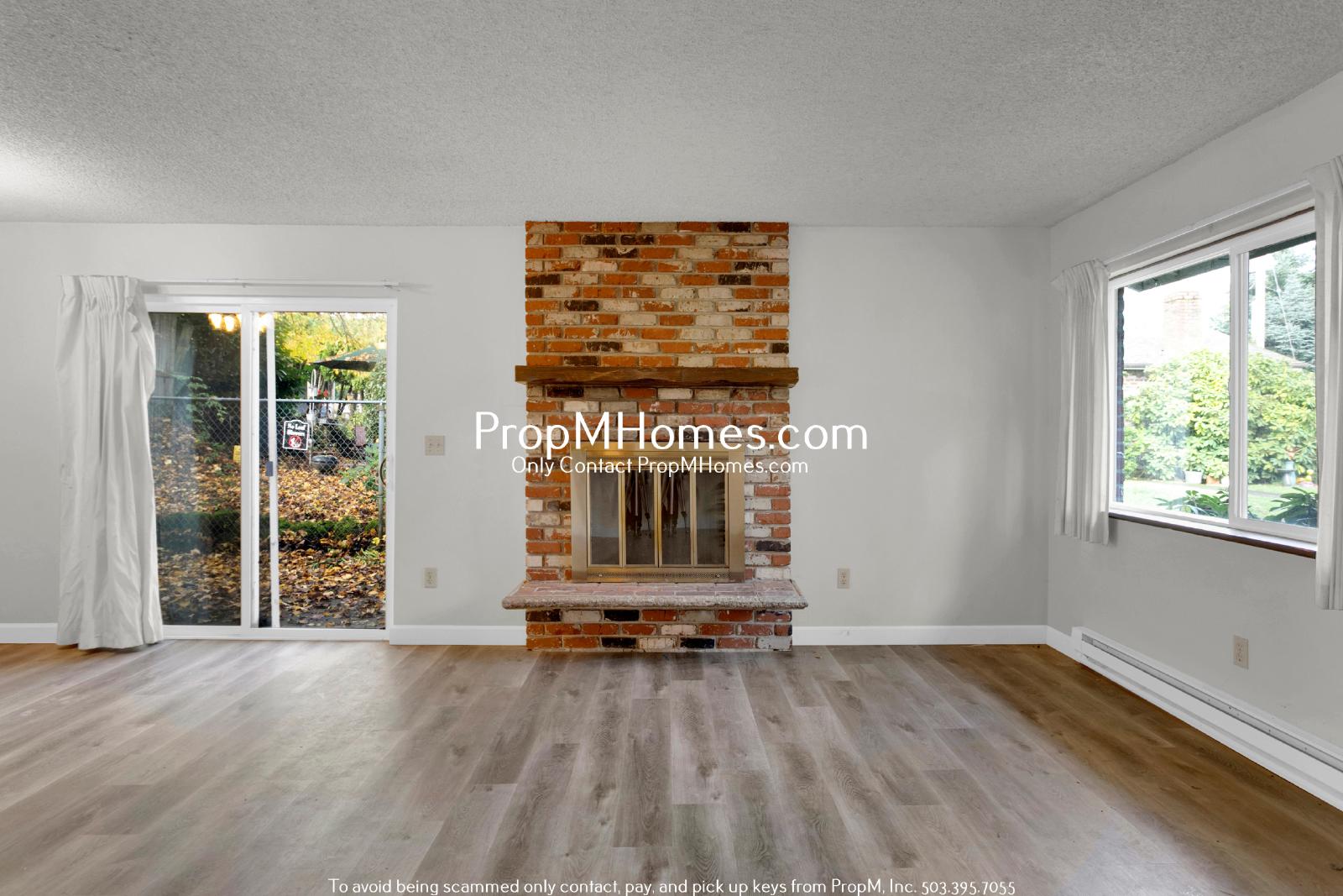 Remodeled Two Bedroom Duplex in Oregon City! property image