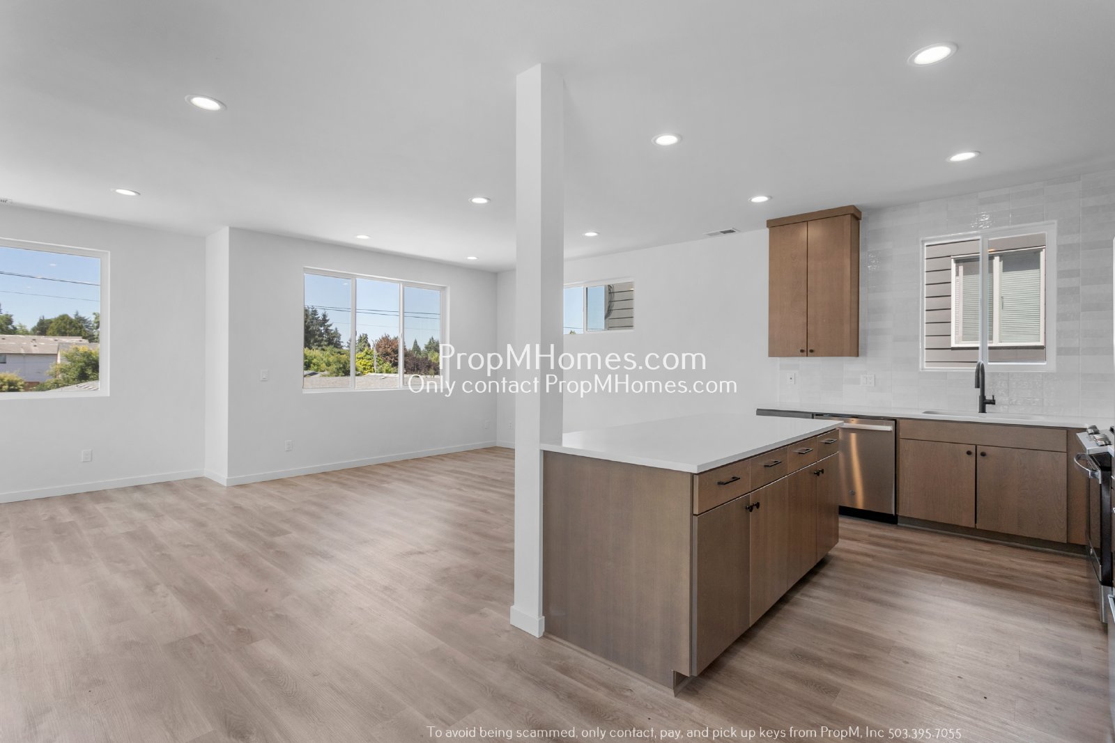 Cully Haven: Modern 4BR/3BA Duplex! property image