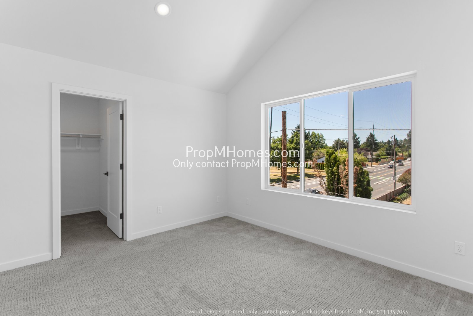 Cully Haven: Modern 4BR/3BA Duplex! property image