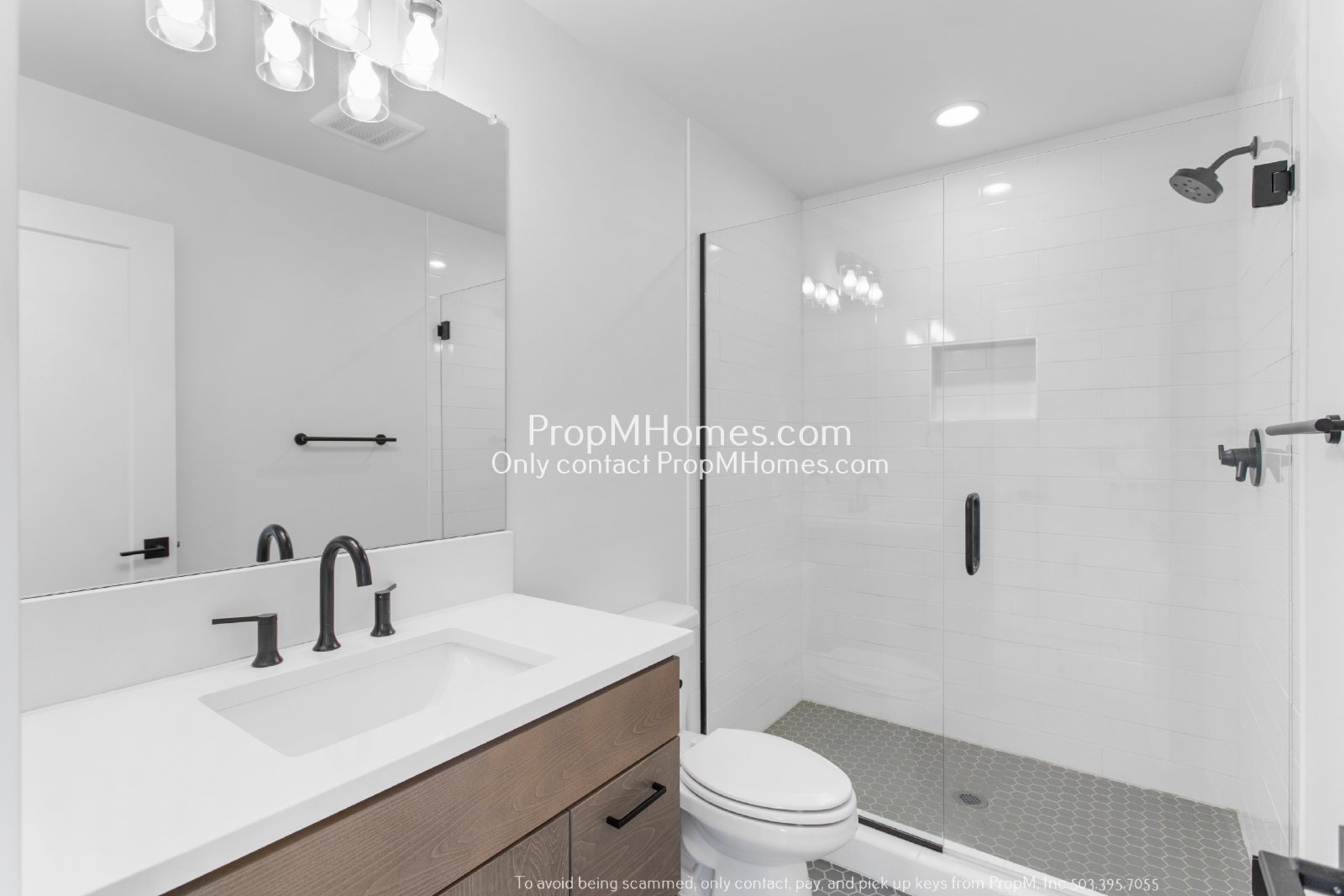 Cully Haven: Modern 4BR/3BA Duplex! property image