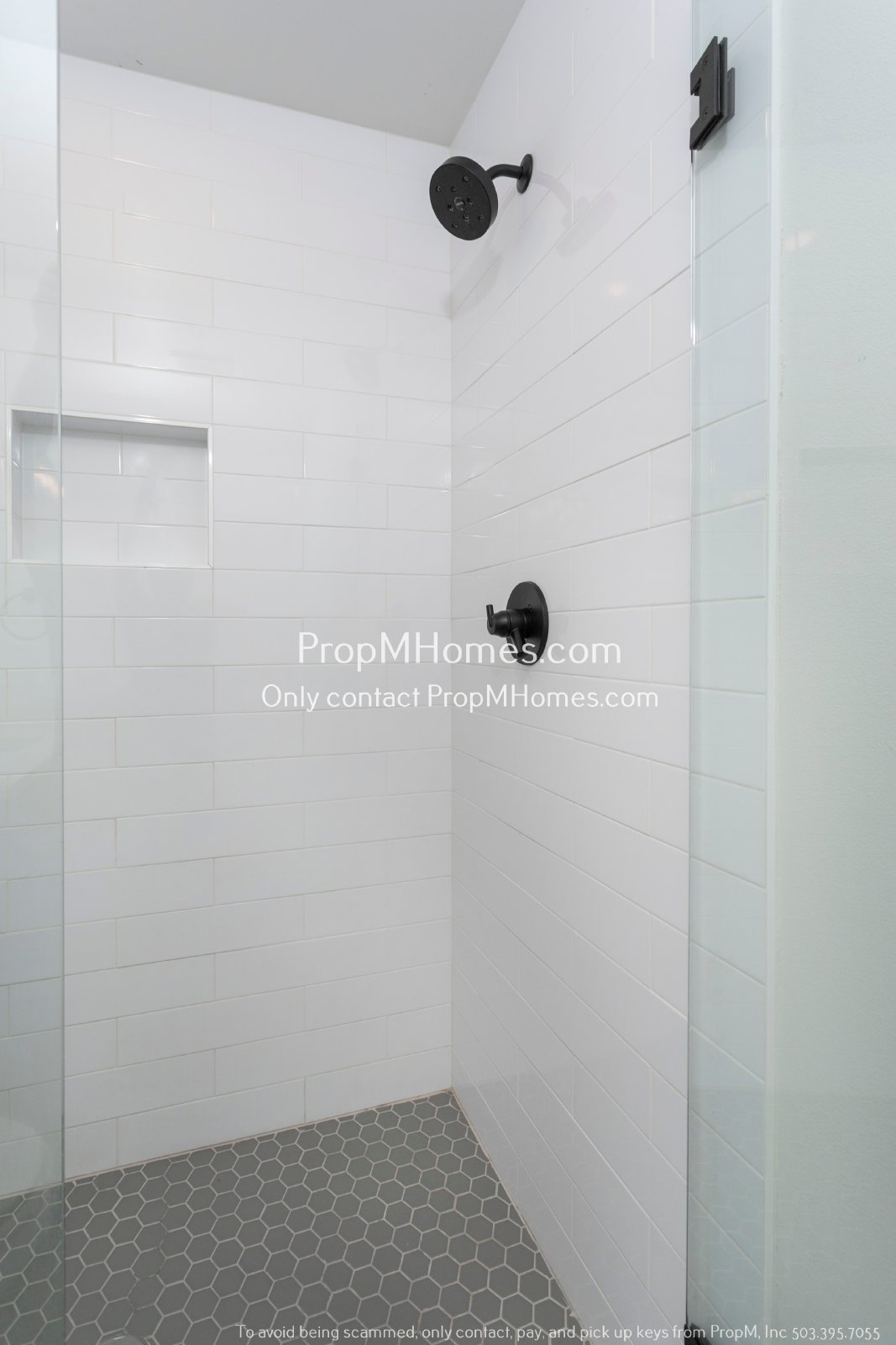 Cully Haven: Modern 4BR/3BA Duplex! property image