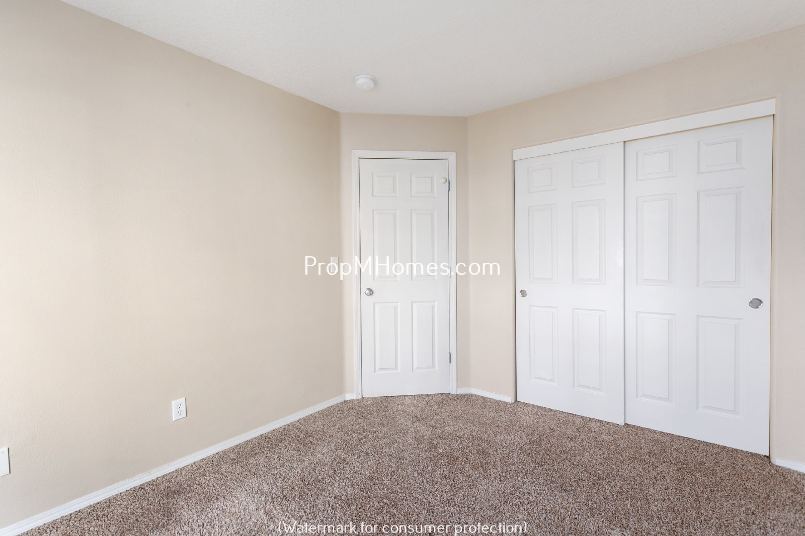 Spacious Three Bedroom Townhouse with Luxury Amenities in Aloha! property image