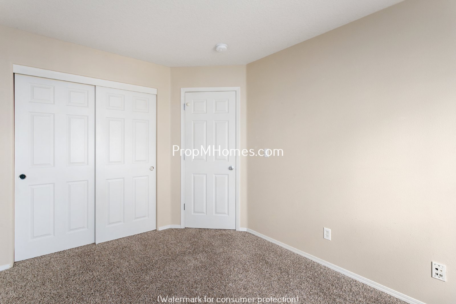 Spacious Three Bedroom Townhouse with Luxury Amenities in Aloha! property image