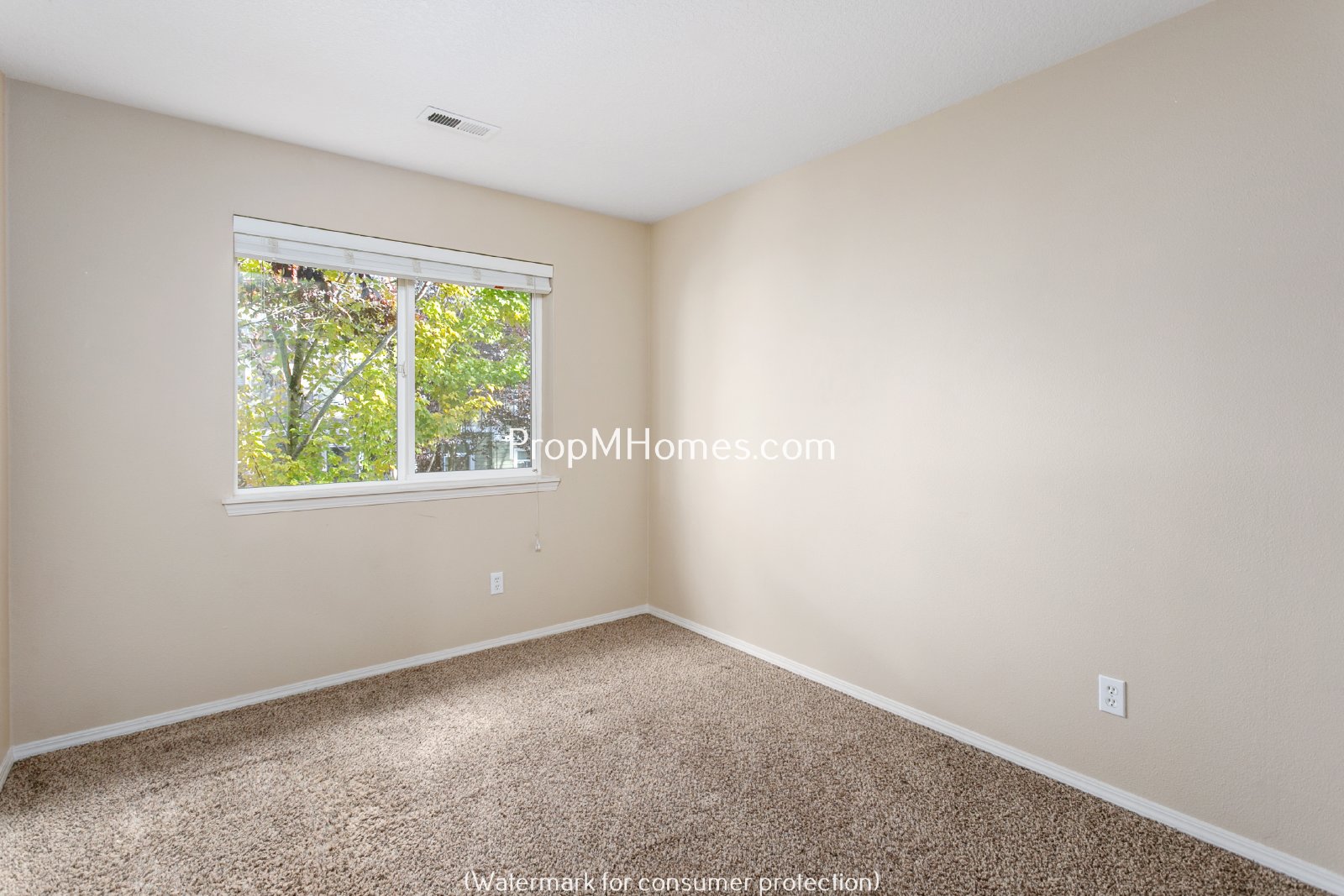 Spacious Three Bedroom Townhouse with Luxury Amenities in Aloha! property image