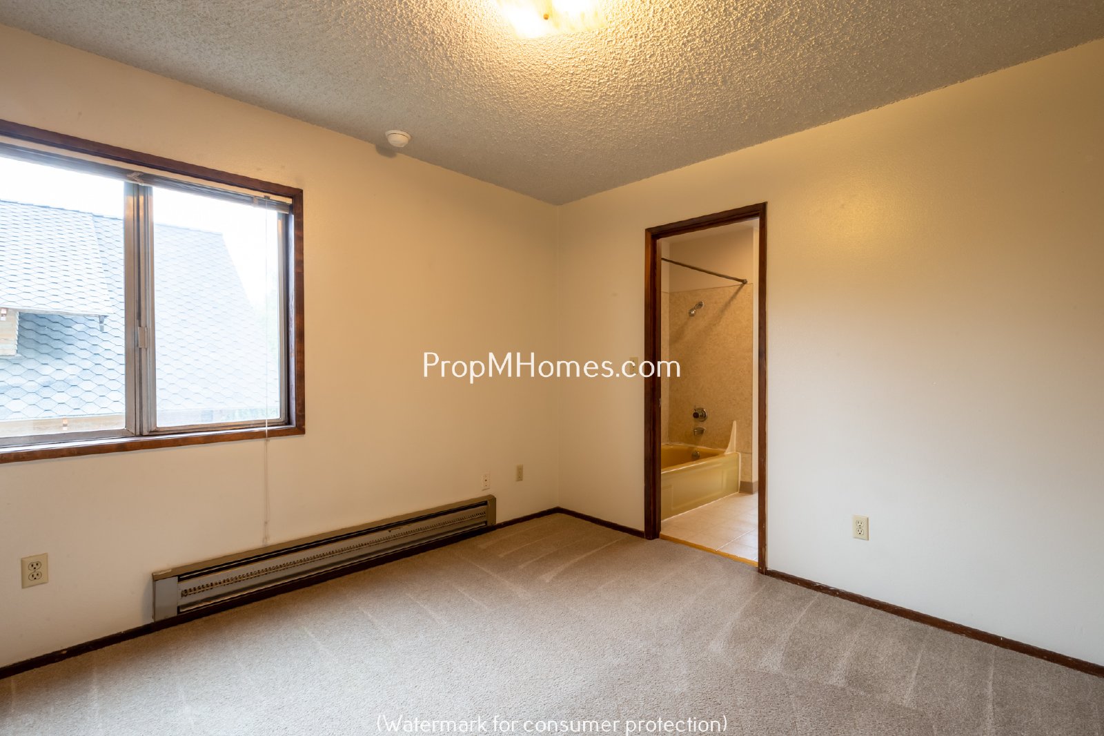 Cozy Hawthorne One Bedroom Apartment In Four-Plex property image