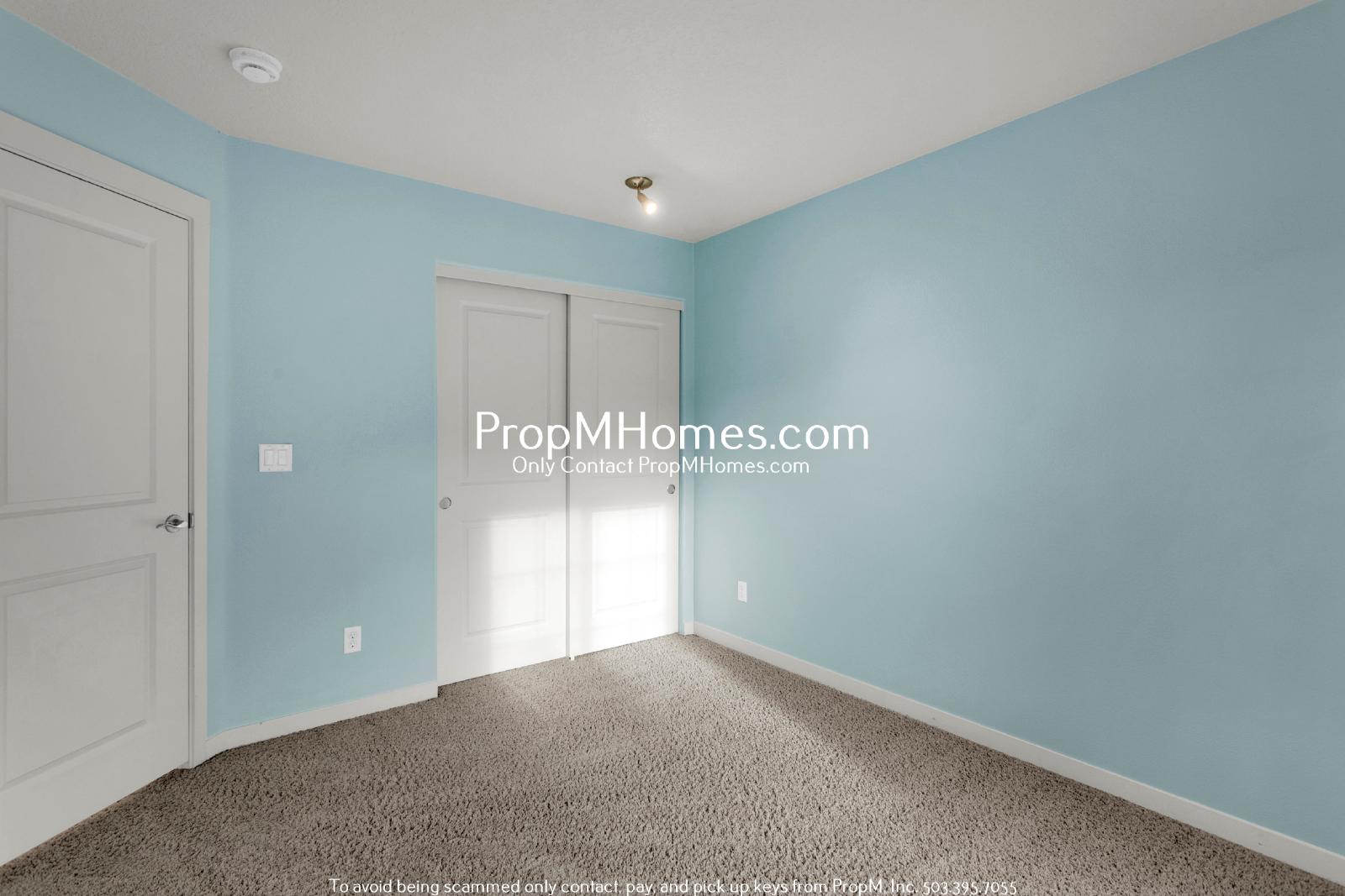 Stunning Three Bedroom Home in Villebois - $250 Gift Card Upon January Move-in! property image