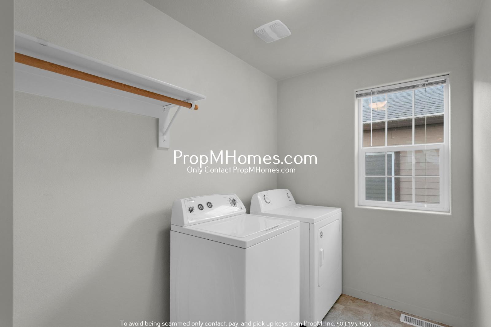 Stunning Three Bedroom Home in Villebois - $250 Gift Card Upon January Move-in! property image