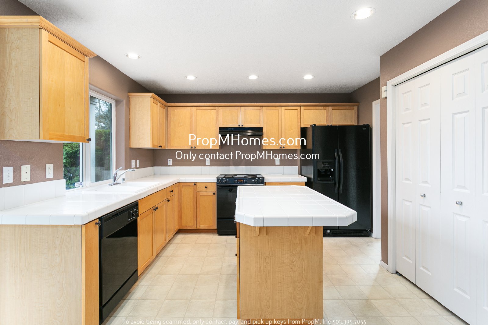 Colorful Four Bedroom Home In Bethany W/ Spacious Backyard! property image