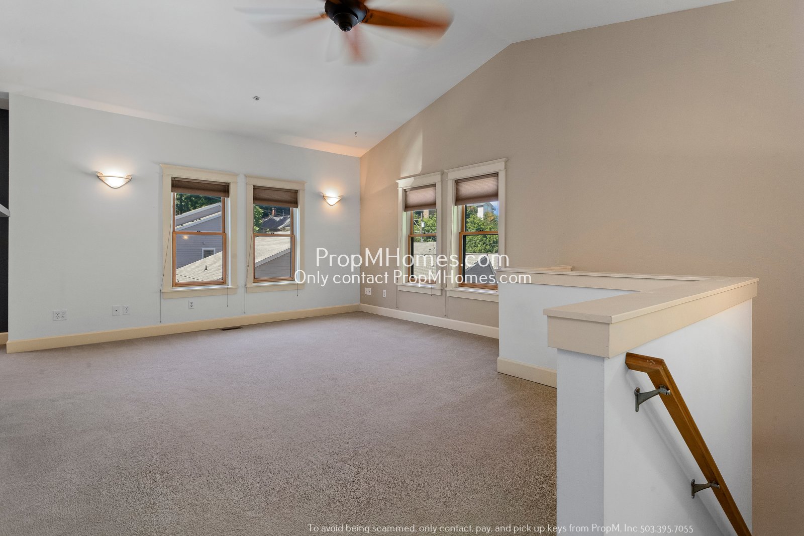 Stunning Two-Bedroom End Unit Condo in Goose Hollow Foothills! property image