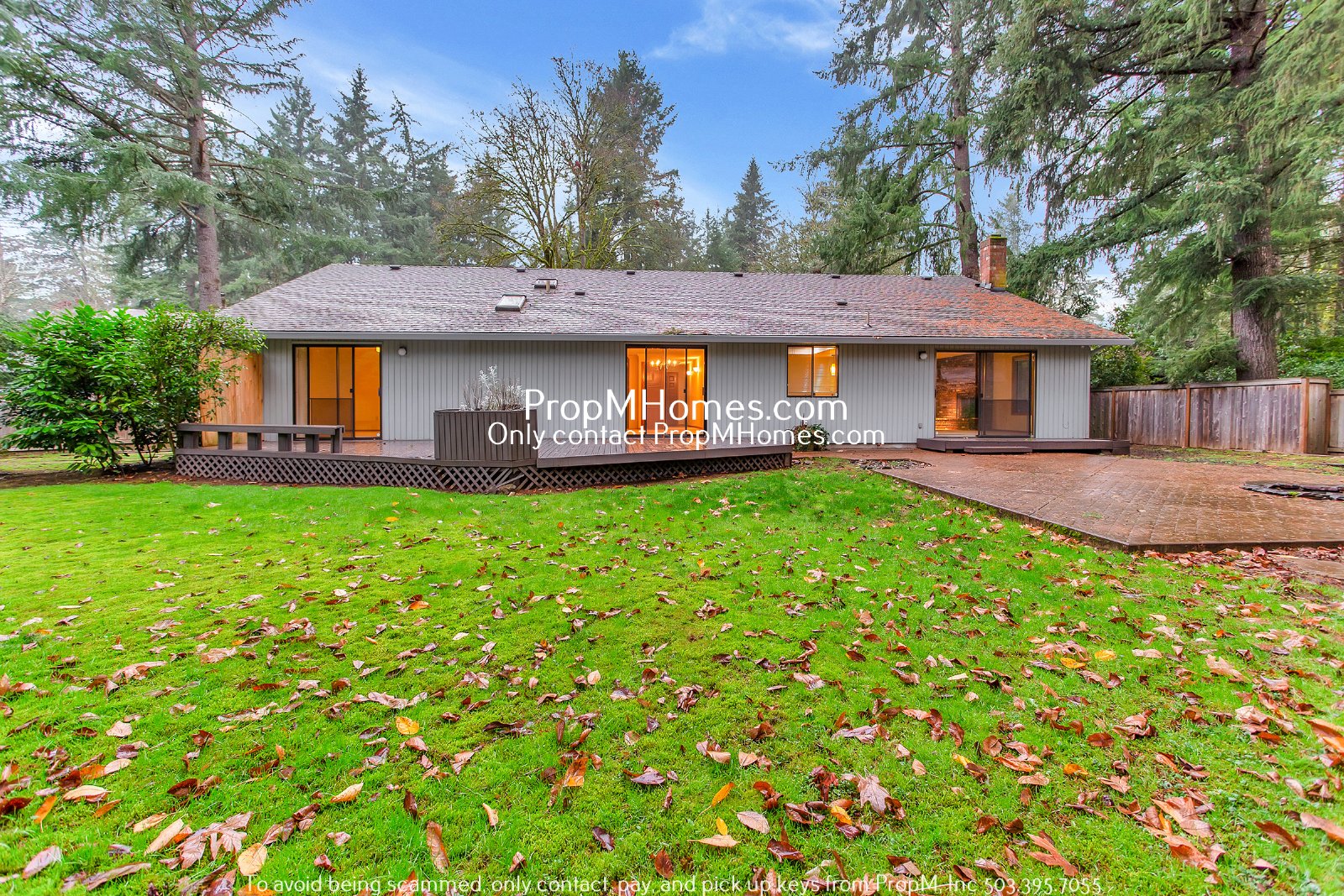 Lake Oswego Beauty! Three Bedroom Ranch Style On 1/4 Acre! property image