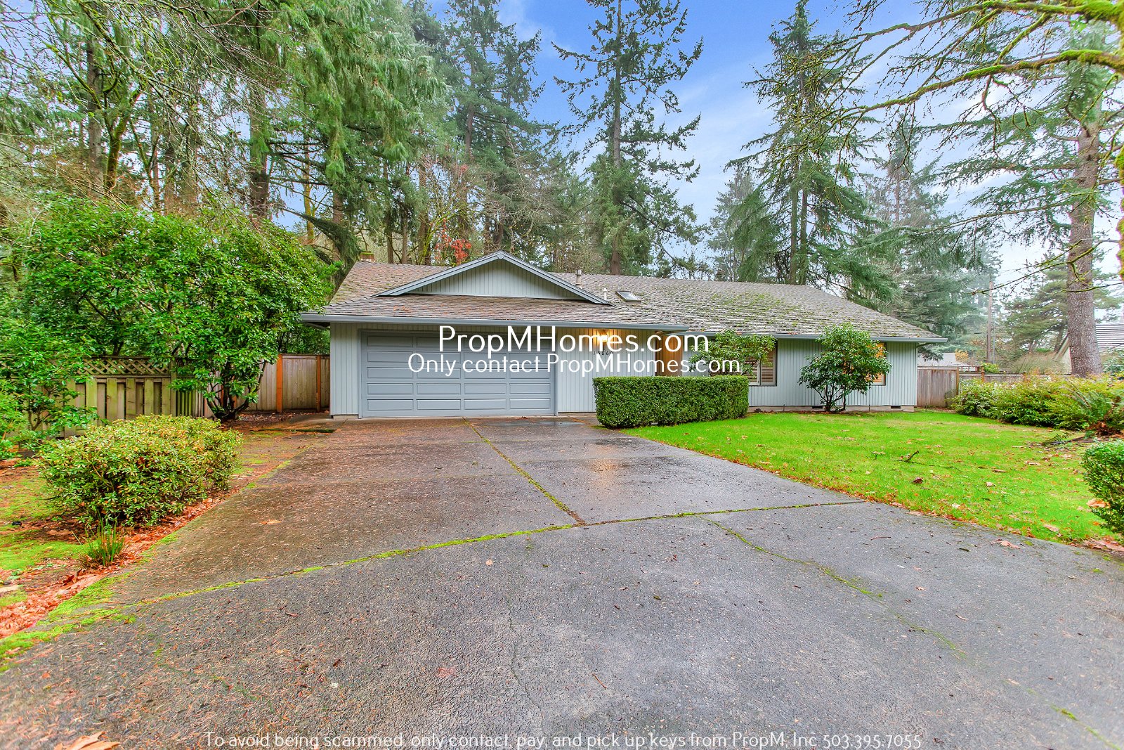 Lake Oswego Beauty! Three Bedroom Ranch Style On 1/4 Acre! property image