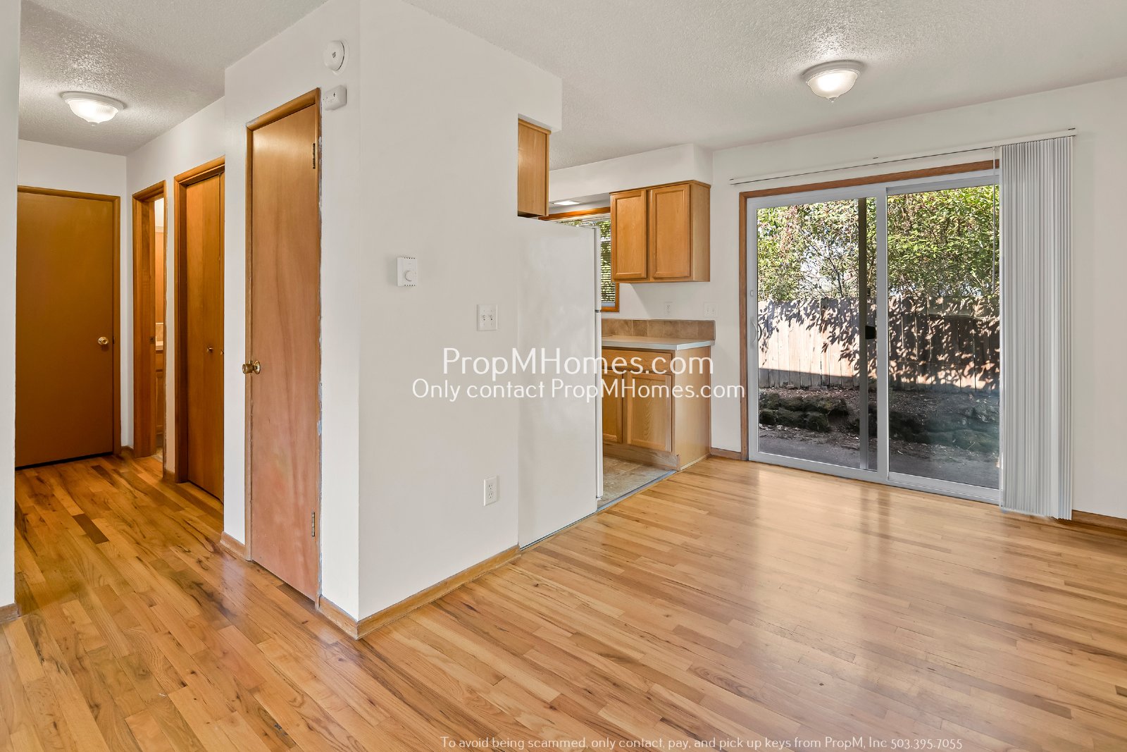 Urban Oasis in Mt. Tabor: Sunlit One-Bedroom End Unit! property image