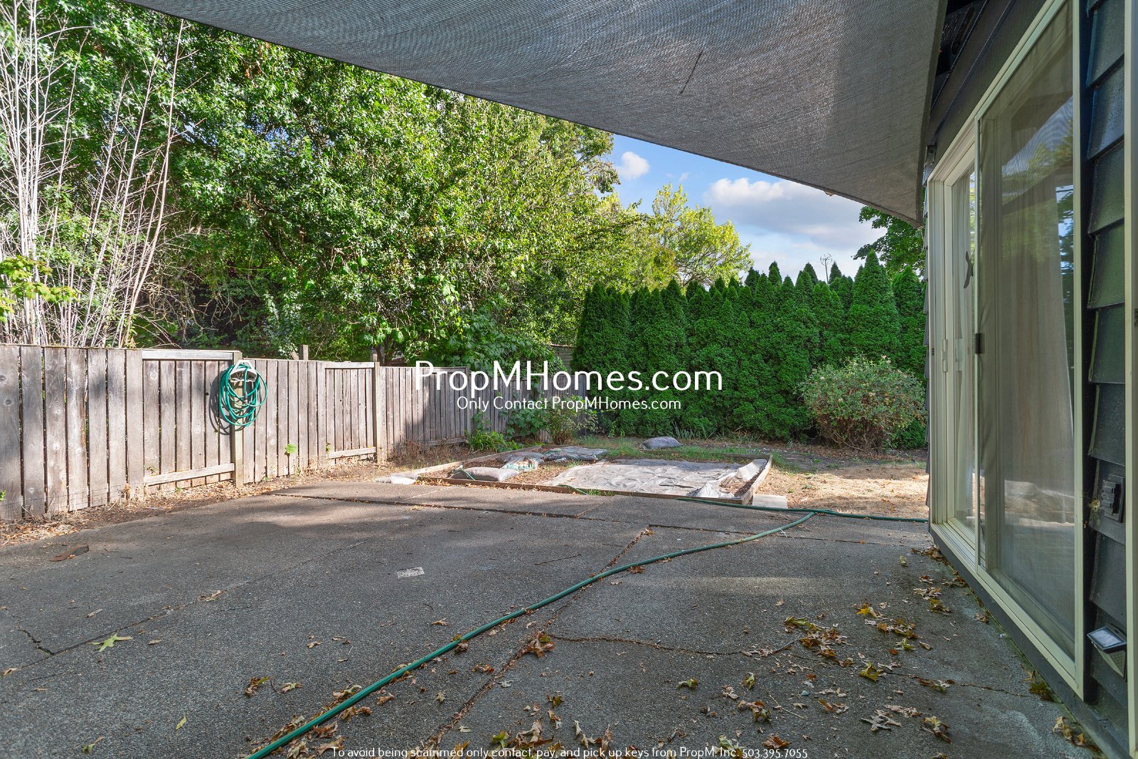 Beautiful Three Bedroom Home in Hillsboro w/ Sunroom! property image