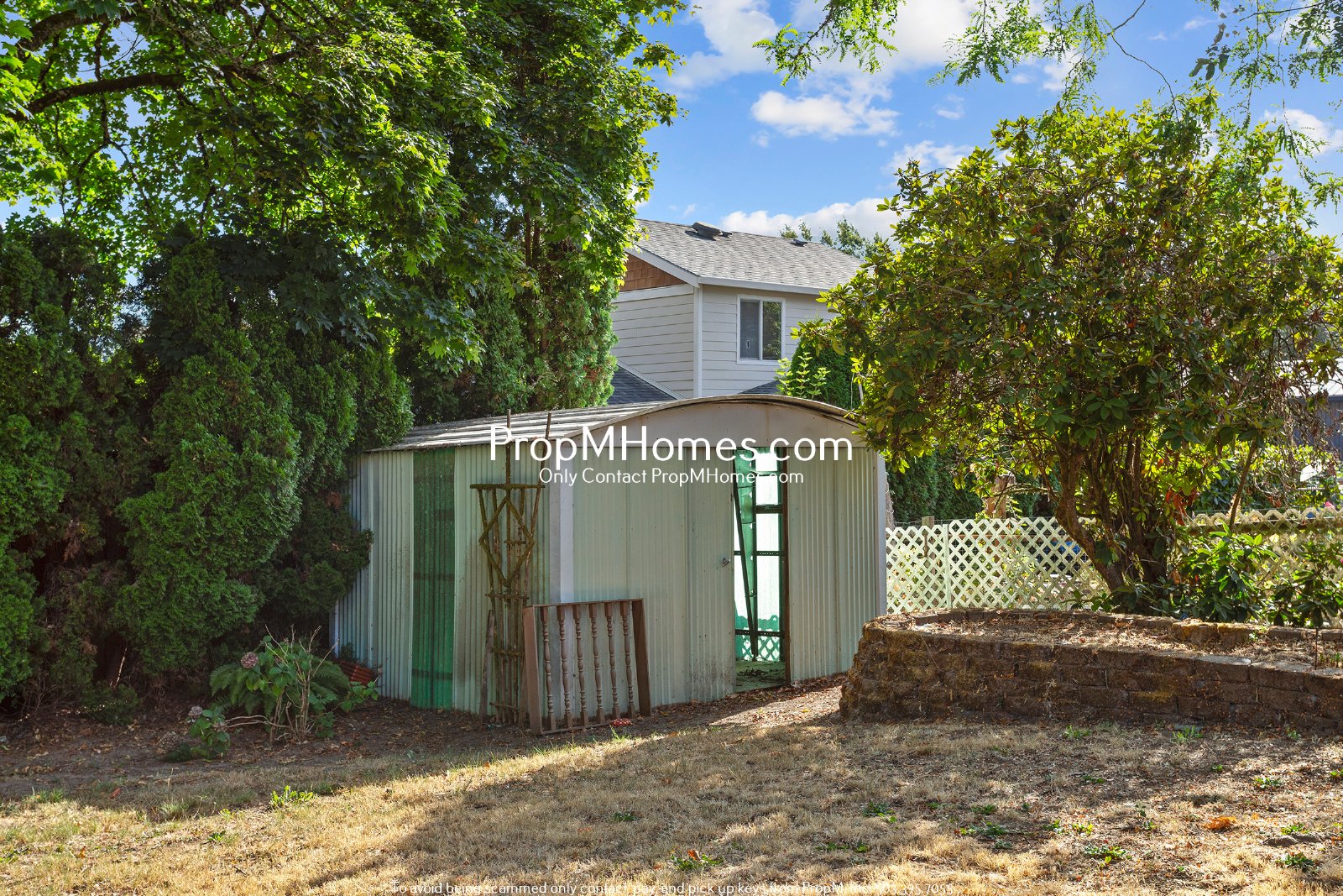 Beautiful Three Bedroom Home in Hillsboro w/ Sunroom! property image
